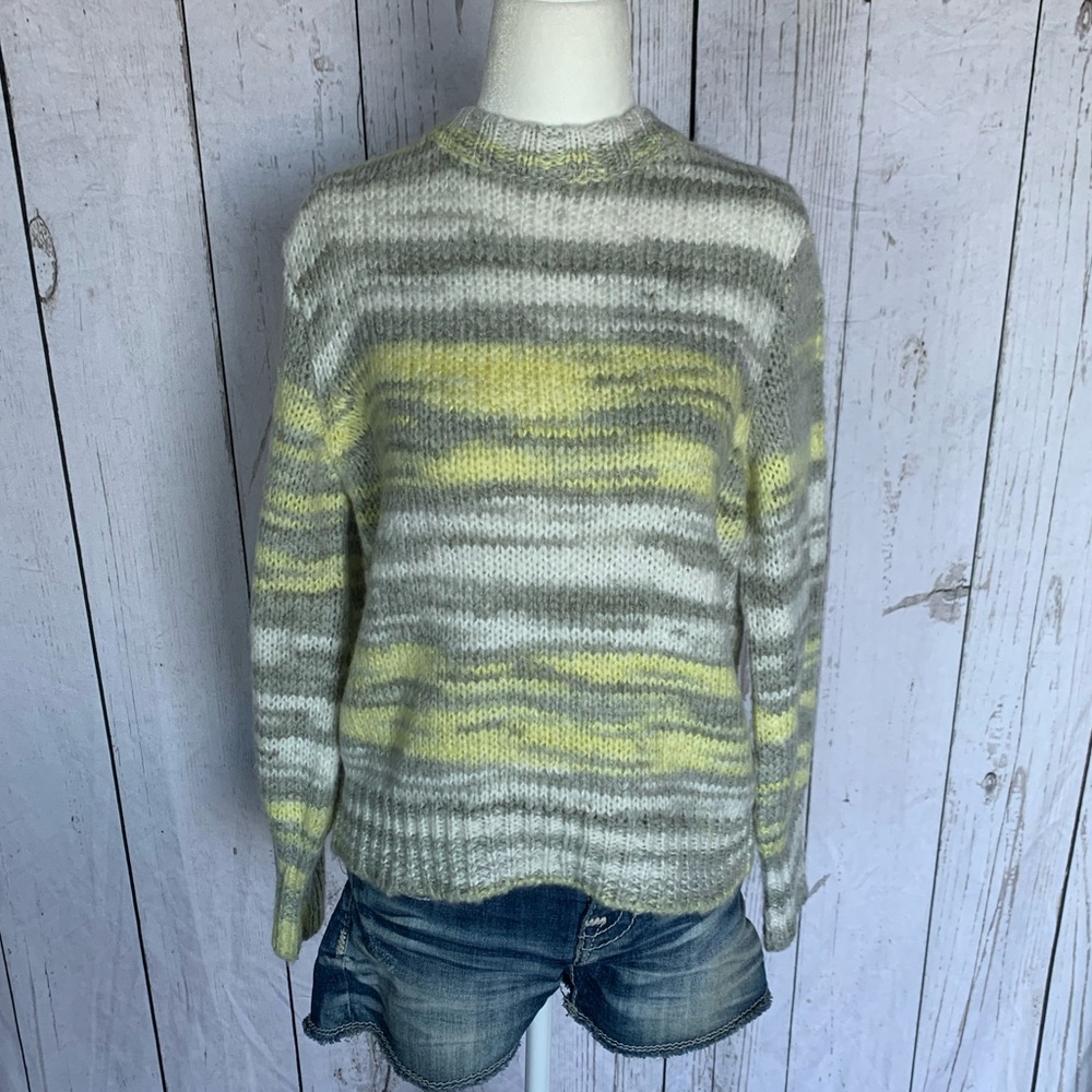 Women’s NWT Nikka K Sweater
